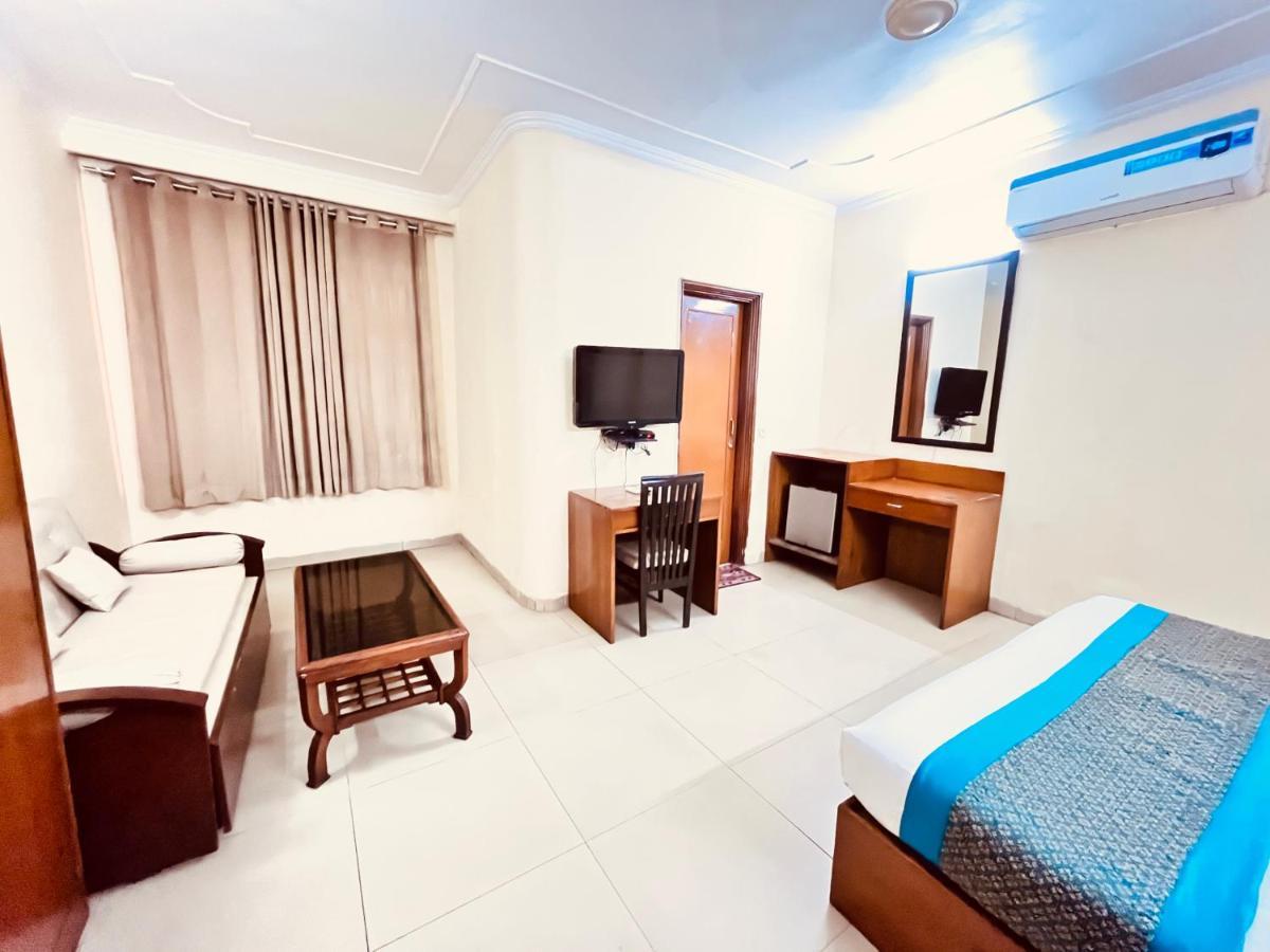 Ashoka Hotel Karol Bagh Delhi 뉴델리 외부 사진