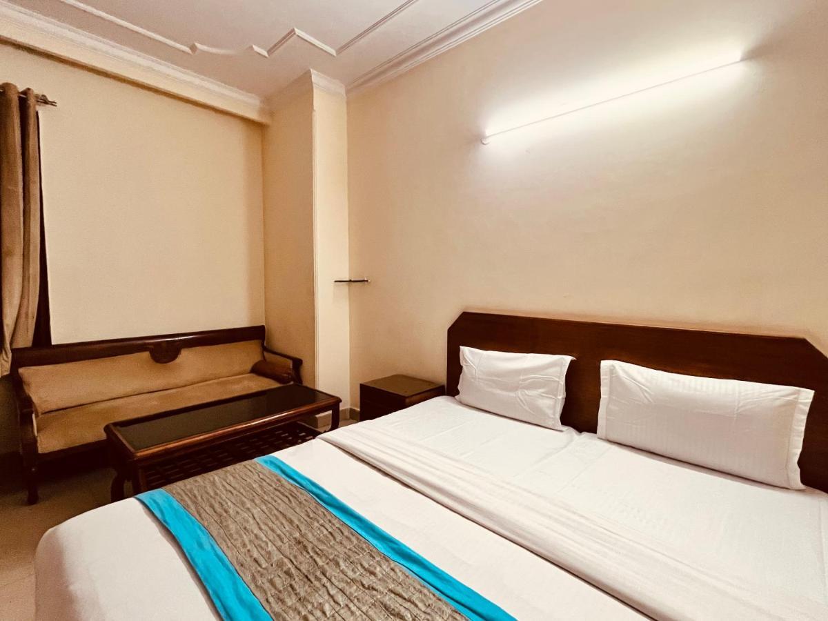 Ashoka Hotel Karol Bagh Delhi 뉴델리 외부 사진