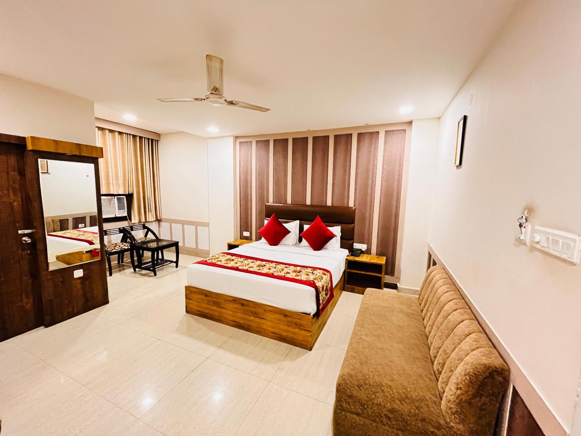 Ashoka Hotel Karol Bagh Delhi 뉴델리 외부 사진