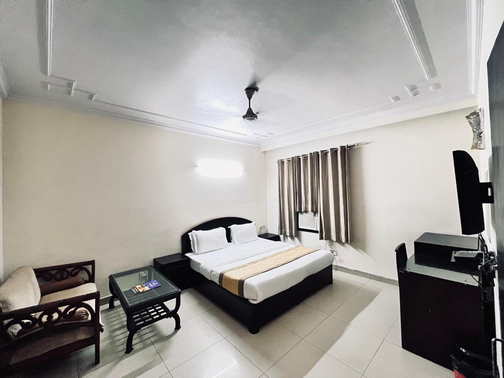 Ashoka Hotel Karol Bagh Delhi 뉴델리 외부 사진