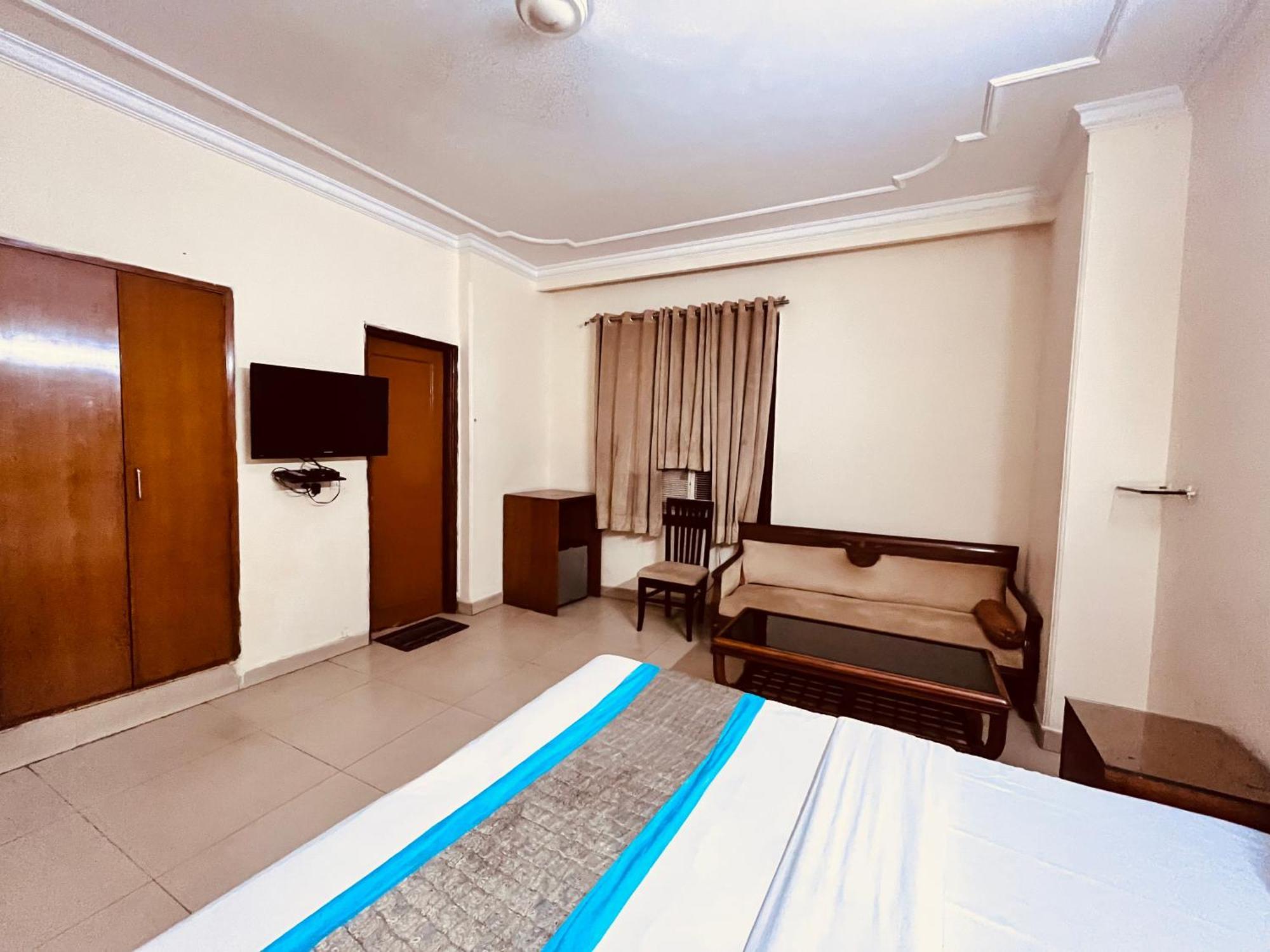 Ashoka Hotel Karol Bagh Delhi 뉴델리 외부 사진