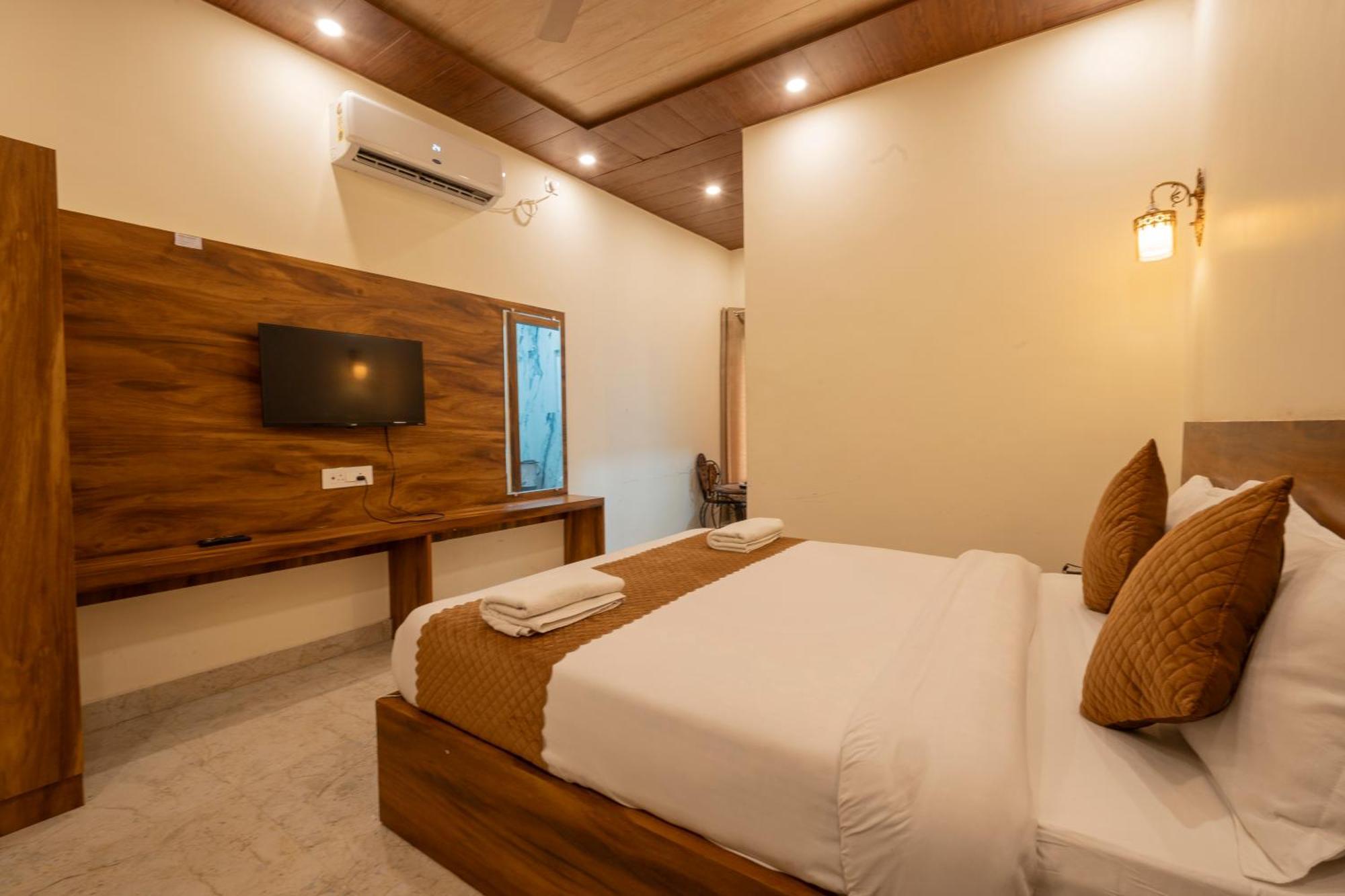 Ashoka Hotel Karol Bagh Delhi 뉴델리 외부 사진